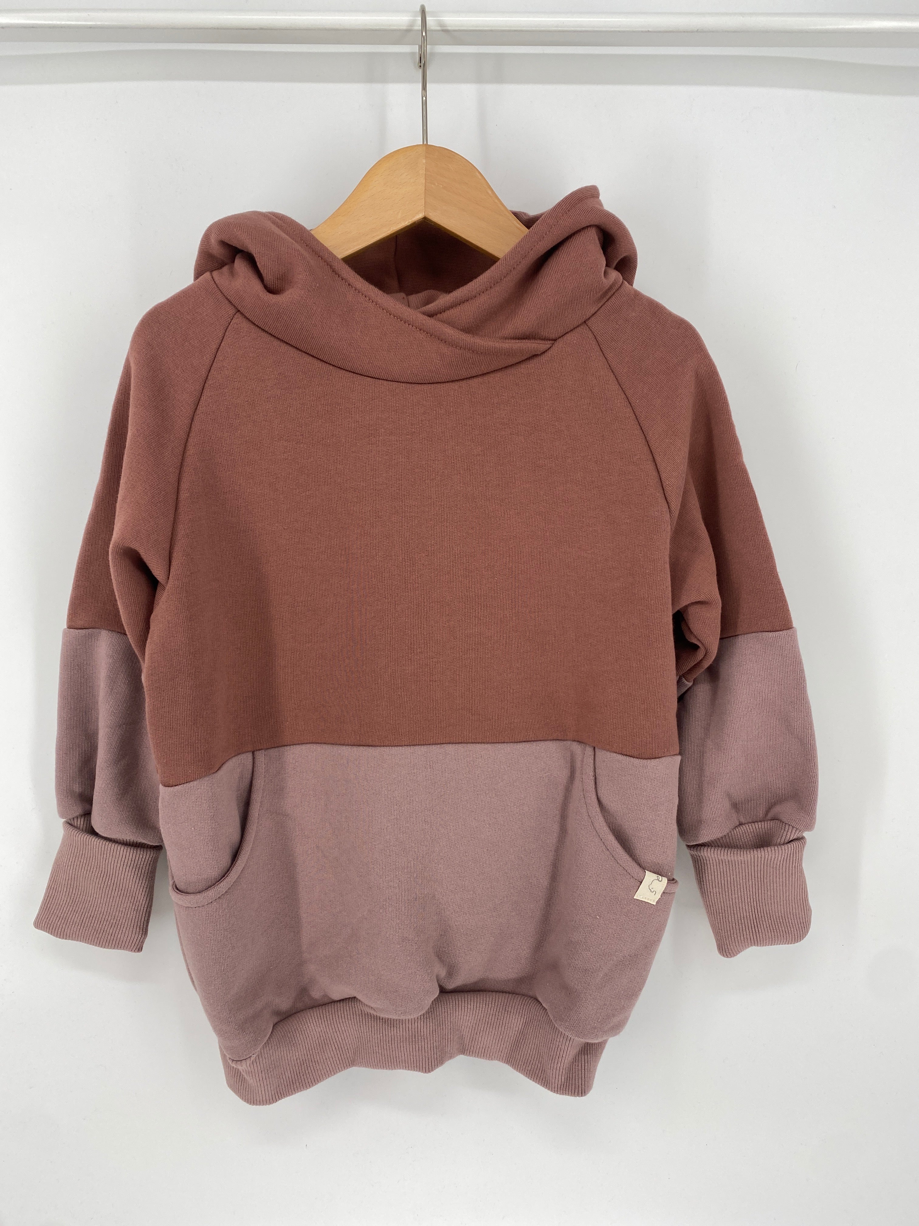 NEU Kapuzenpulli Bio-Sweat Zimt/Rosé Gr 4/5Y