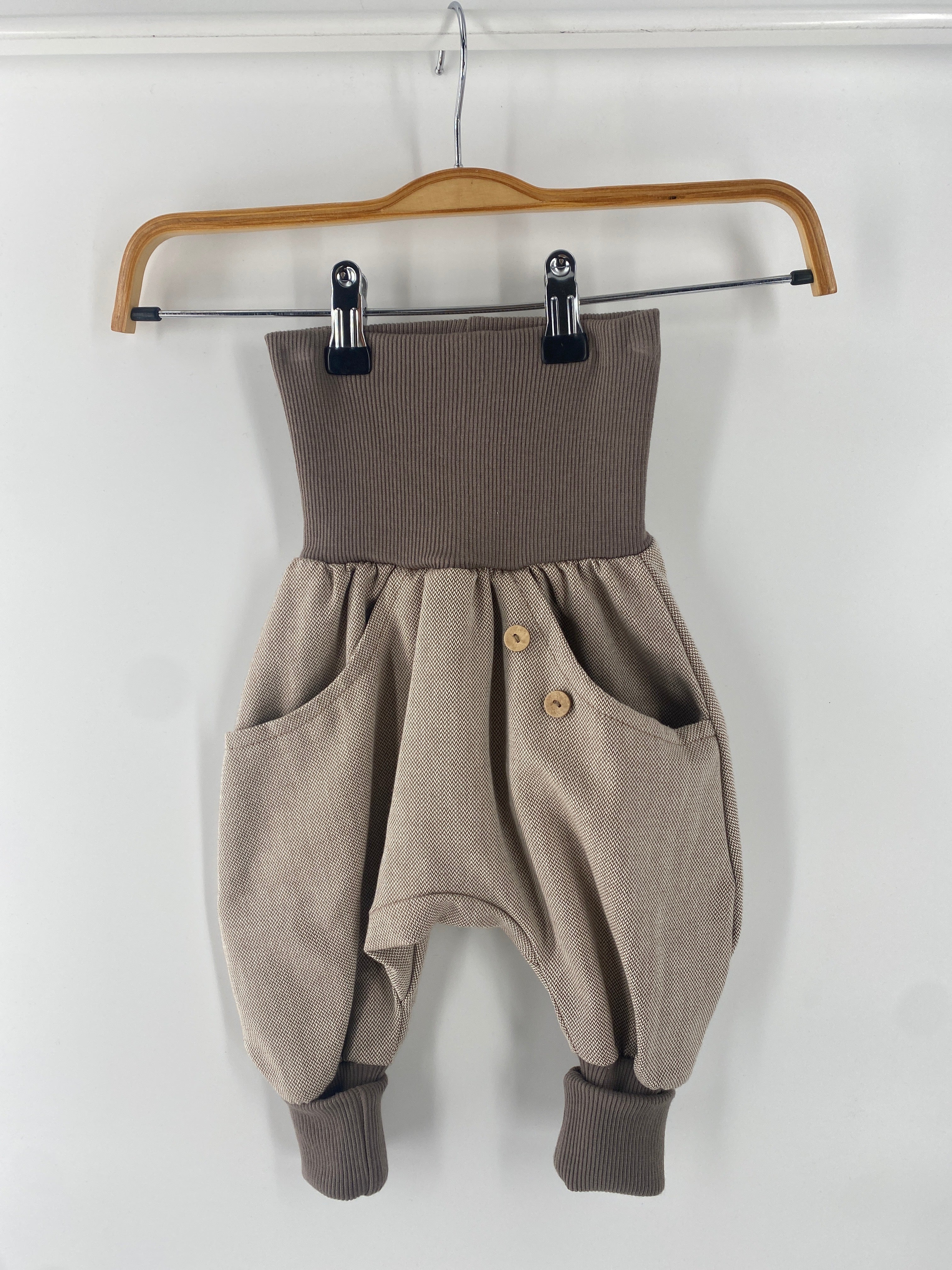 NEU Knickerbocker Kreuzköper Praline Gr 1Y