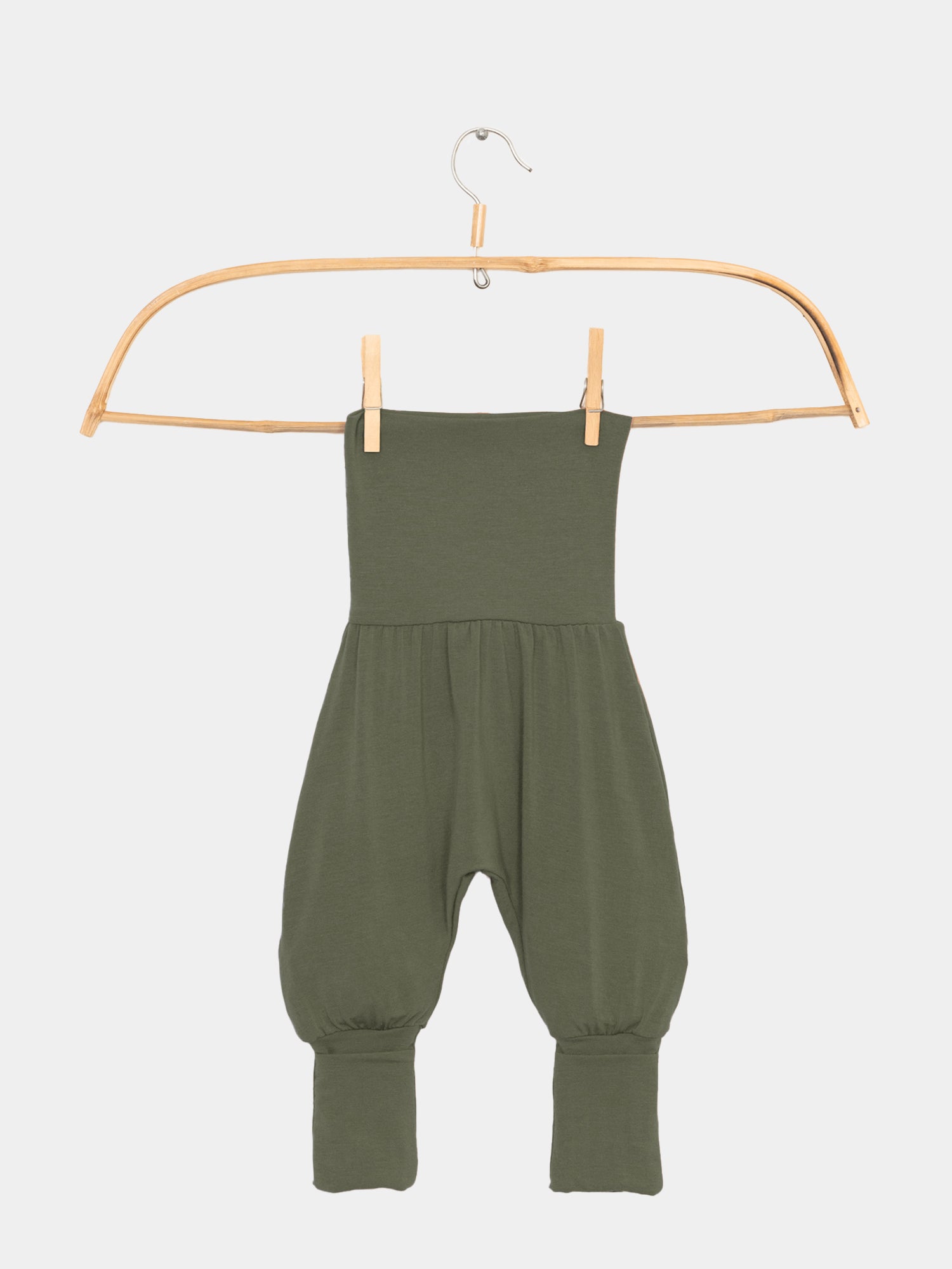 Babyknicker Kaschmir-Mix - Avocado: Grüne Babyhose mit Klappbündchen, ideal für Wärme und Komfort, ohne Socken dank umklappbarer Bündchen.