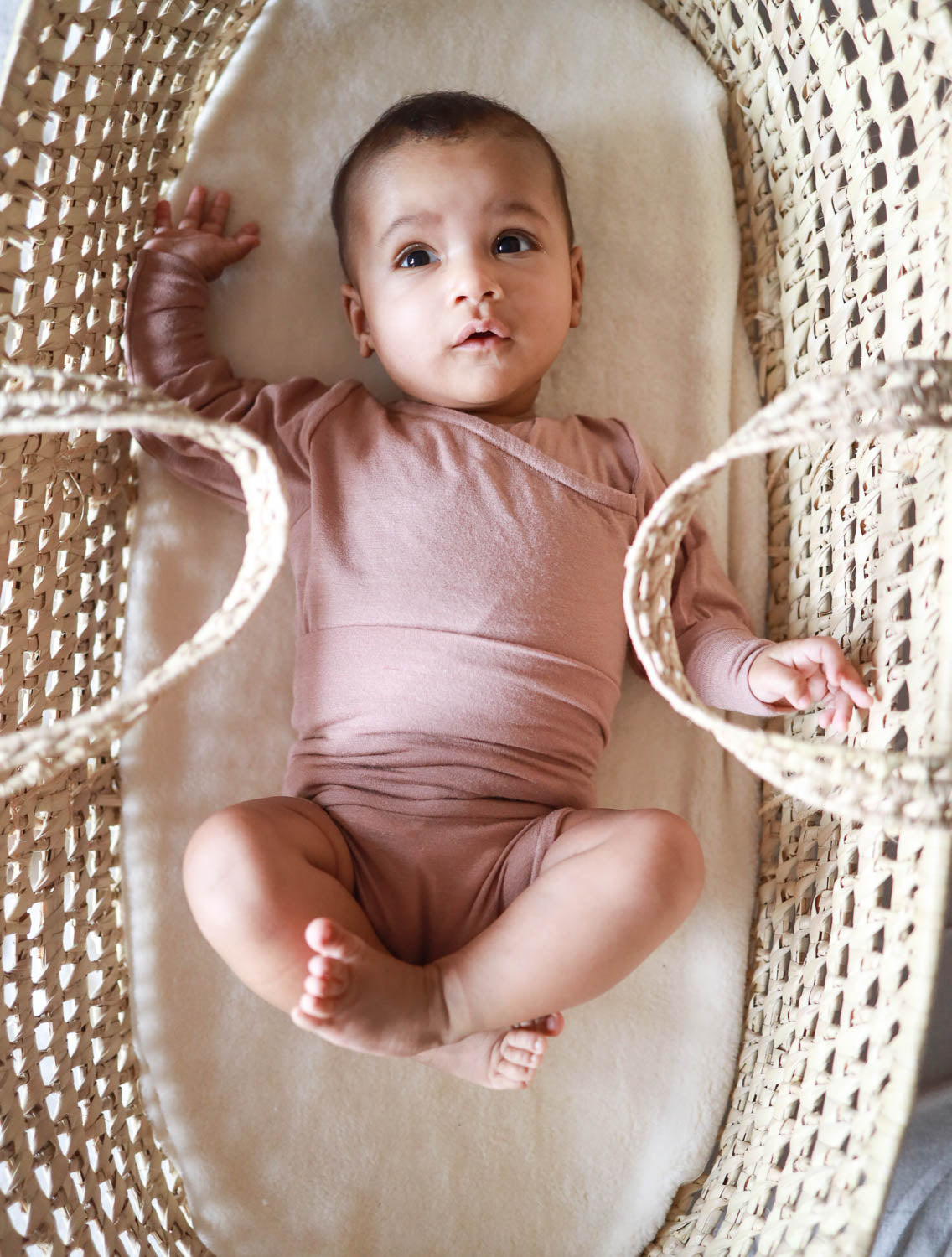 Loopbody cashmere blend - growing baby bodysuit - powder